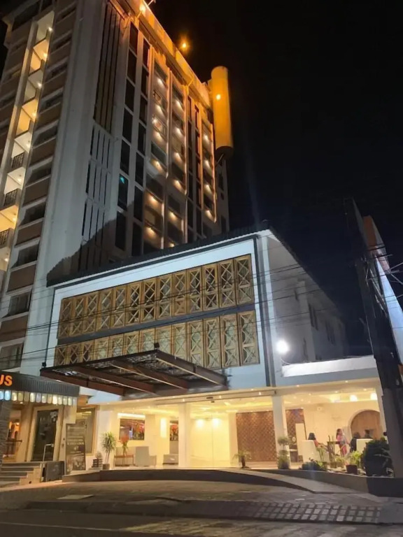 Hotel Zeus