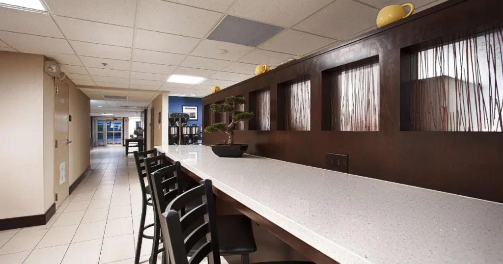 Best Western Plus Berkshire Hills Inn & Suites