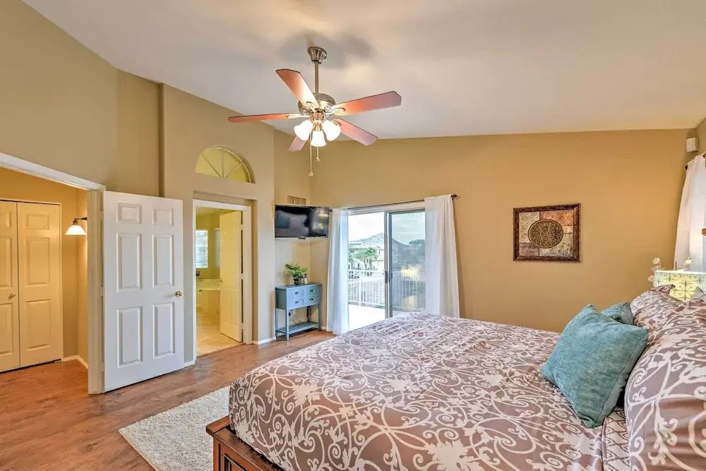 Hot Tub & Pool: Stunning Goodyear Home Near Lakes