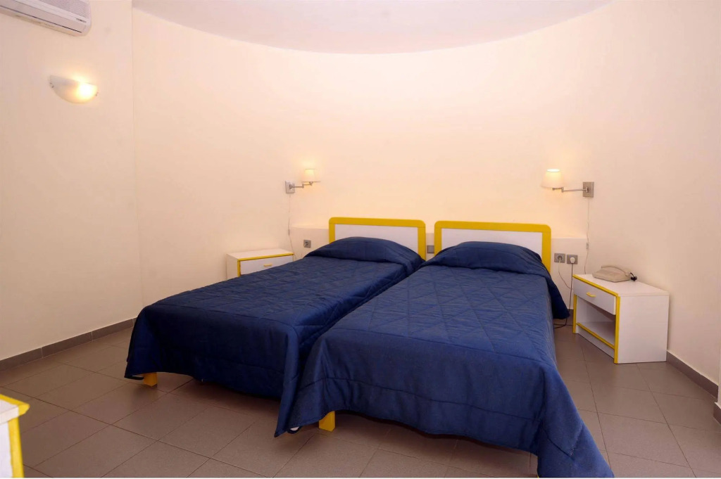 Nikolaos House