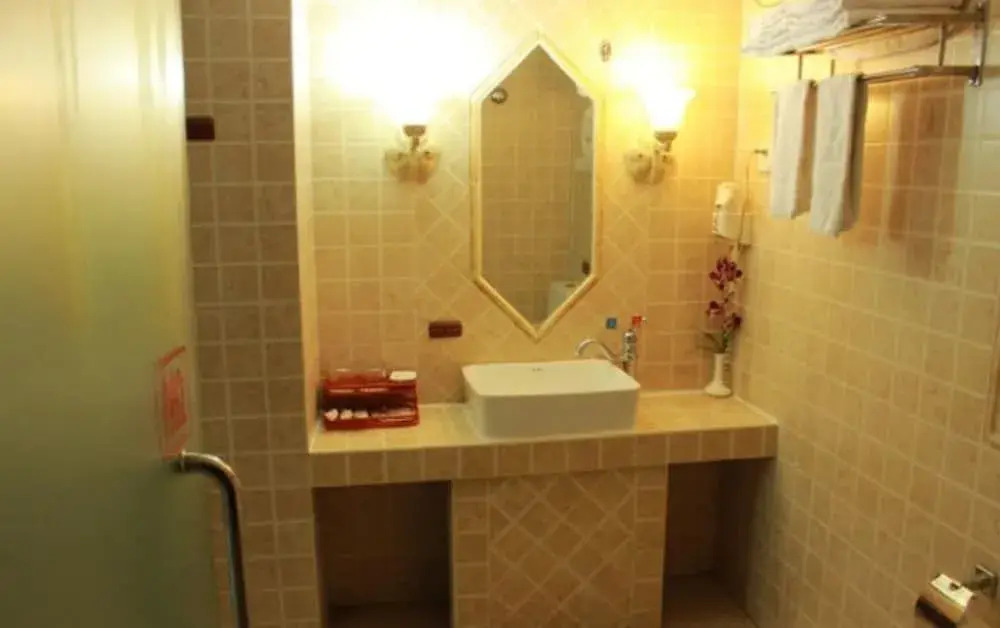Huizhou 123 Hotel Jiangbei Branch