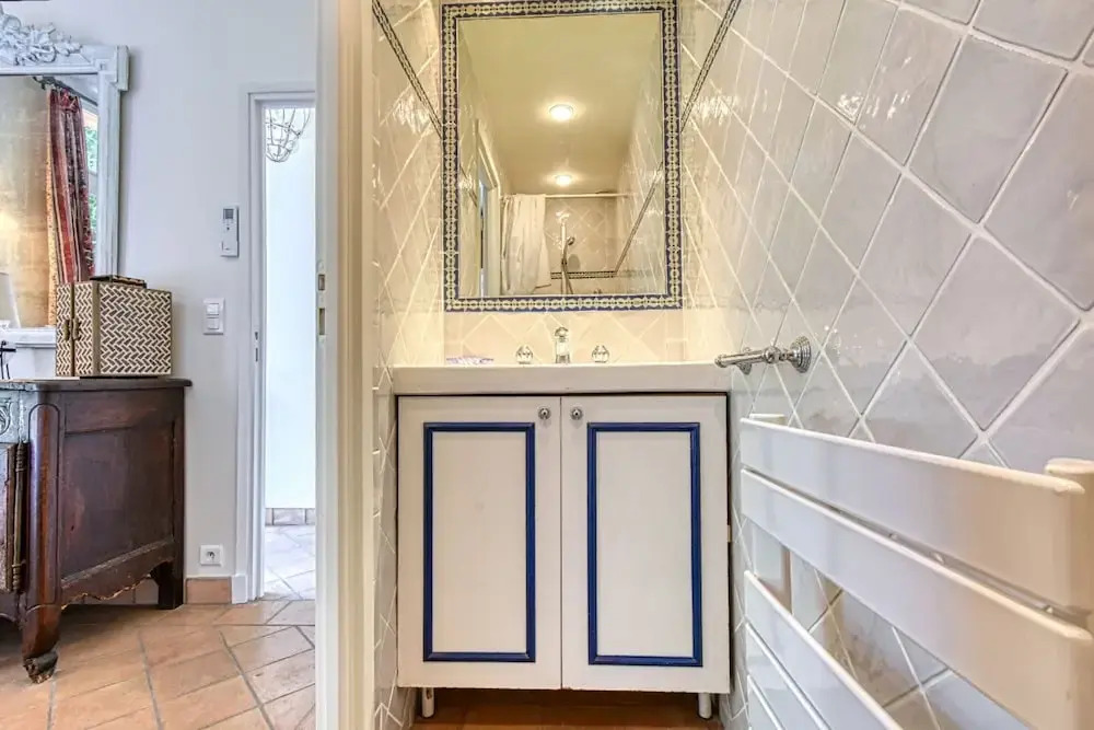 Beautiful Air-conditioned House 5 Minutes From the Croisette and Beaches
