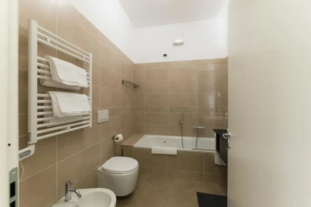 DV Garda Suite