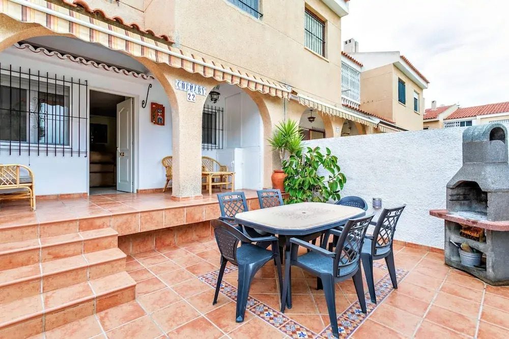 VdC Bungalow near San Juan Beach