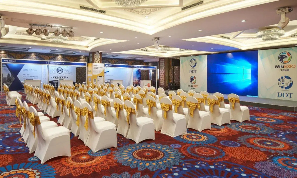 Windsor Plaza Hotel