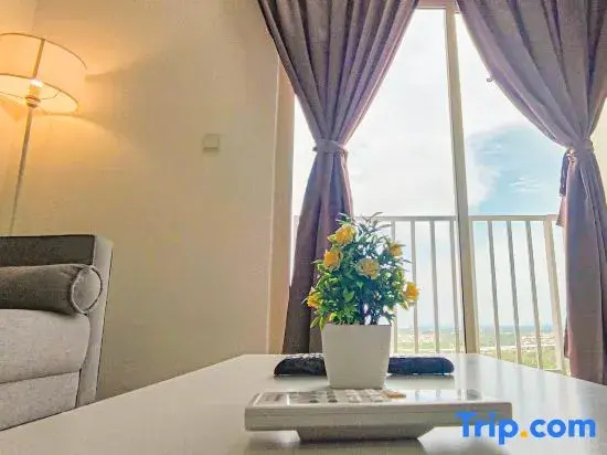 Peaceful Luxury at Tresor Klang by HCK