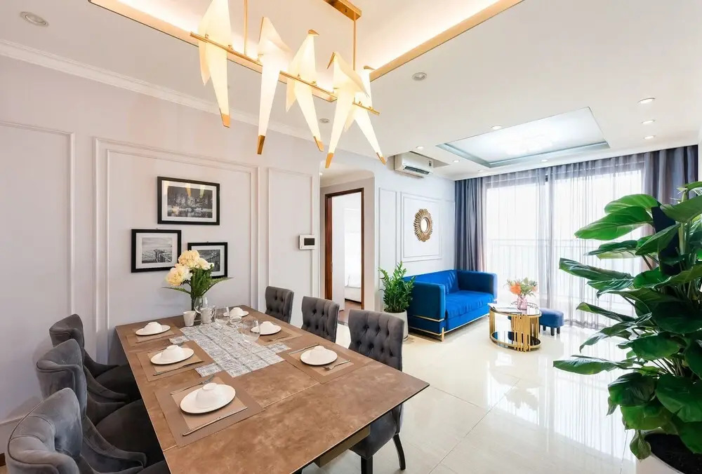 REM Rivergate Garden Pool Signature Apartments