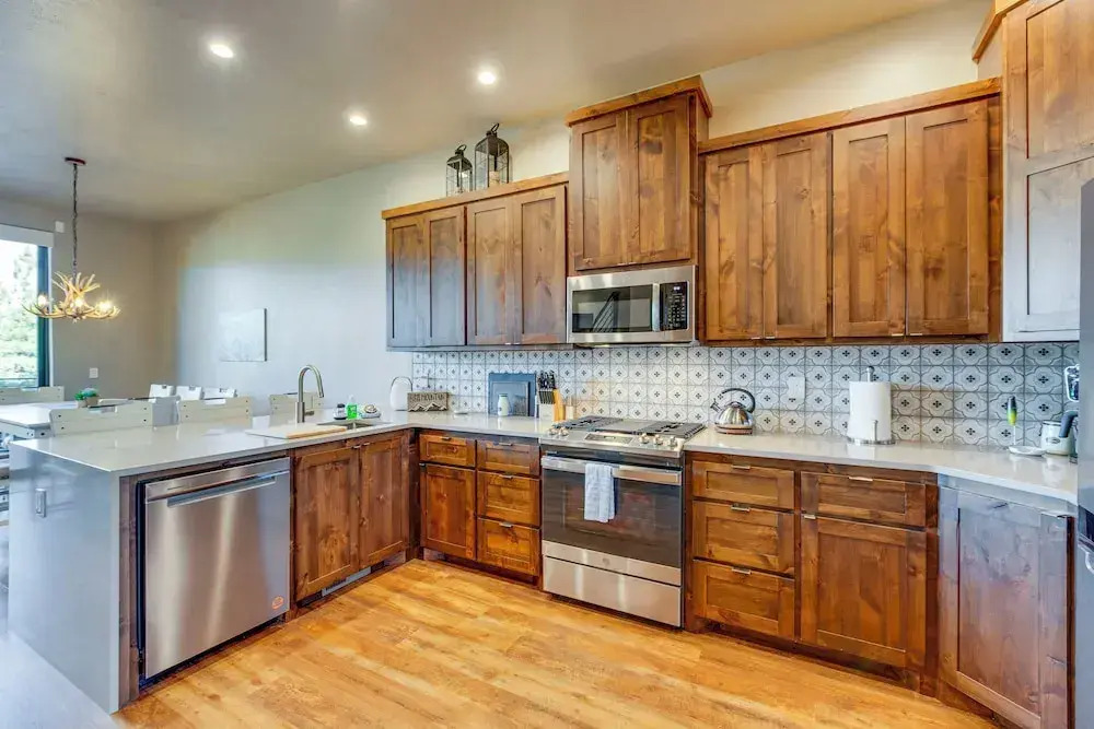 Angel Fire Home w/ Hot Tub < 1 Mi to Ski Slopes!