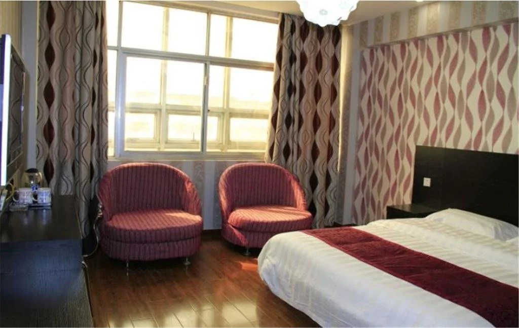 Heze E Home Business Hotel