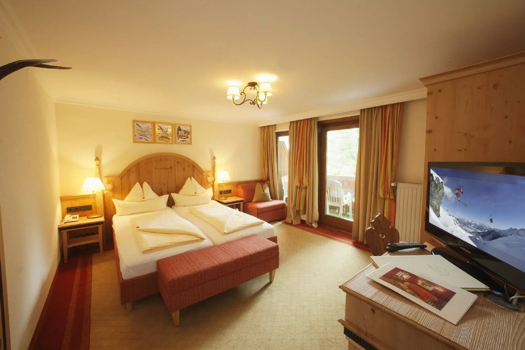 HOTEL SONNBLICK Kaprun, Salzburg - including Summer Card