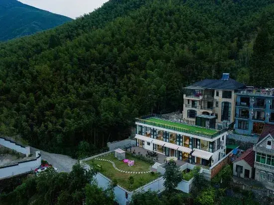 A Period · Moganshan Tranquil Healing Hot Spring Boutique Stay