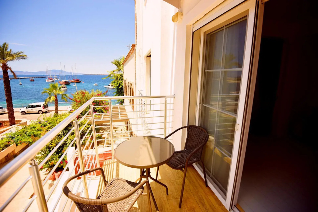Bumerang Suite Hotel
