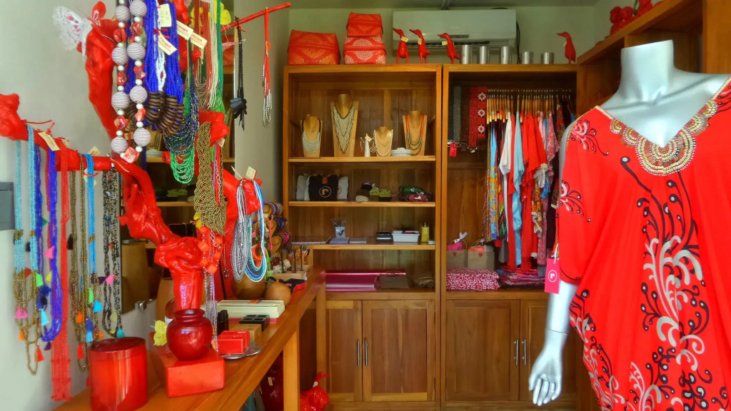 Rouge Bali - Lounge Bar, Villas & Spa