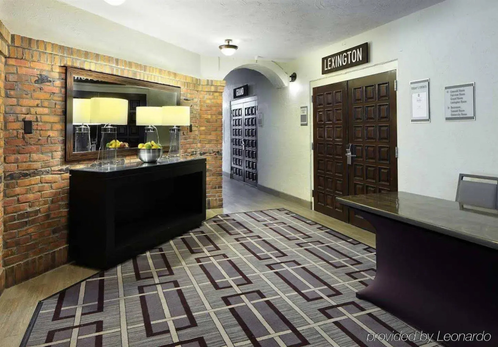 Drury Plaza Hotel St. Paul Downtown