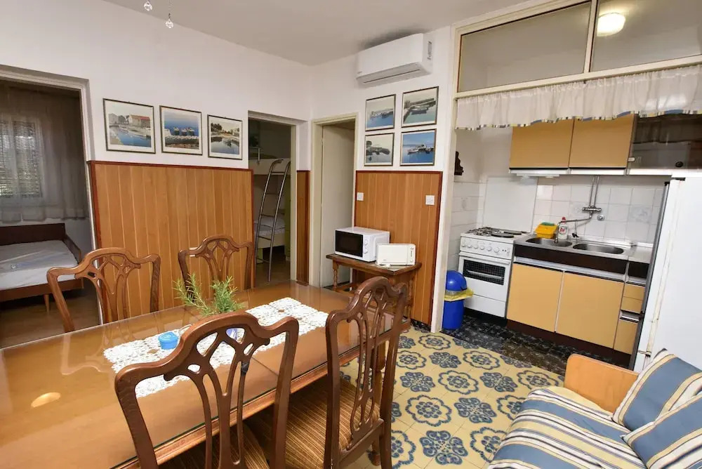 Apartments 2M
