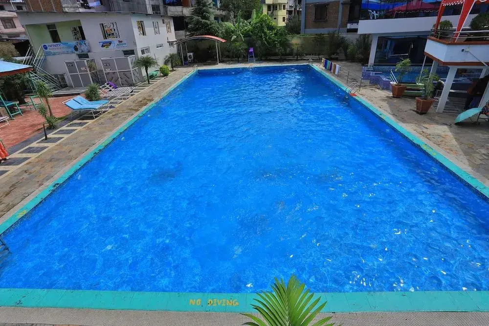 Oyo 591 Hotel Blue Moon