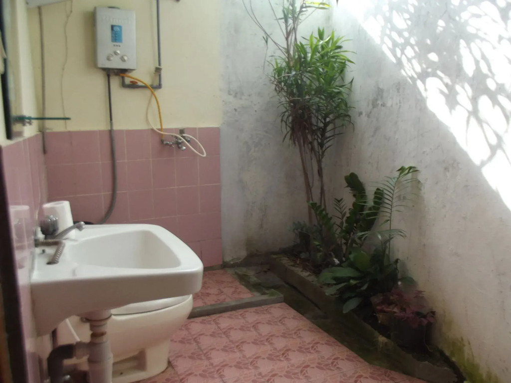 CF Komodo Hotel