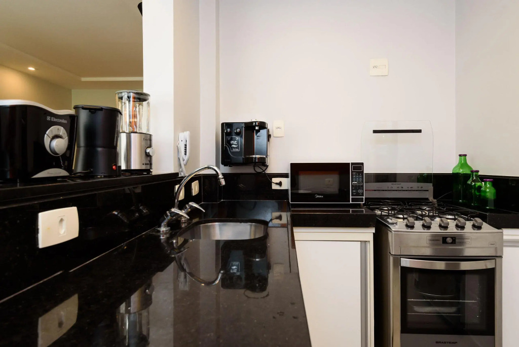 Moderno Apartamento A 260m Da Praia | Jc 64/201