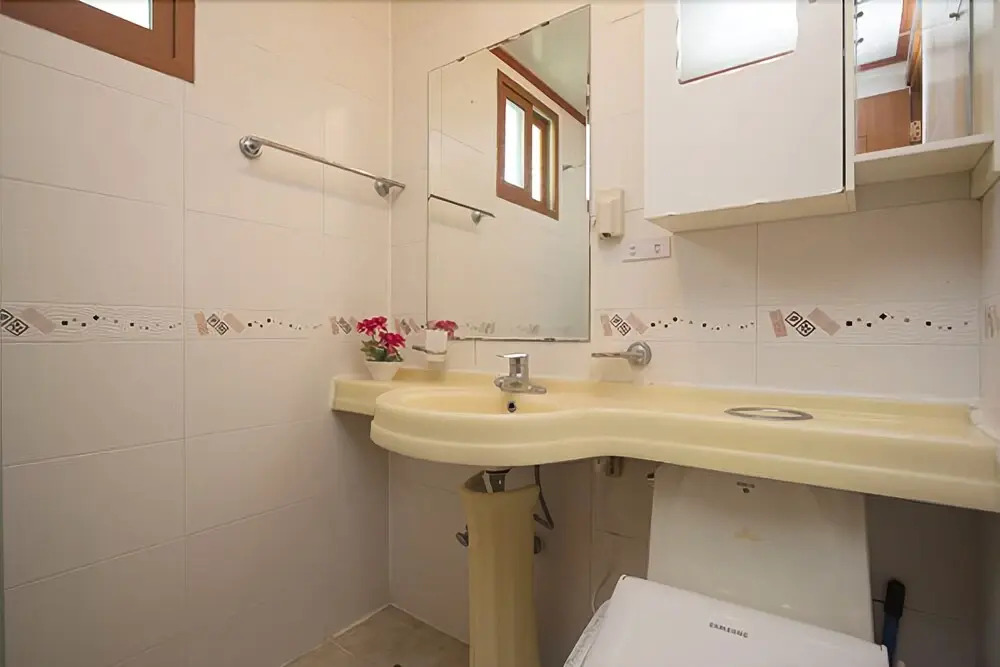 Jeju Tteul Anae Pension