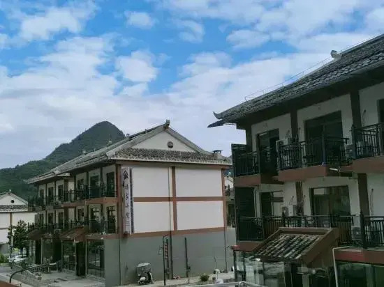 Libo Xiaoqikong Six Room Inn
