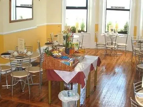 Clarmont Guest House