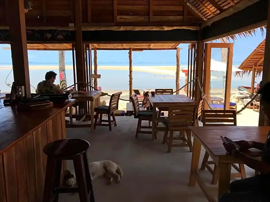 Castaway Beach Bungalows