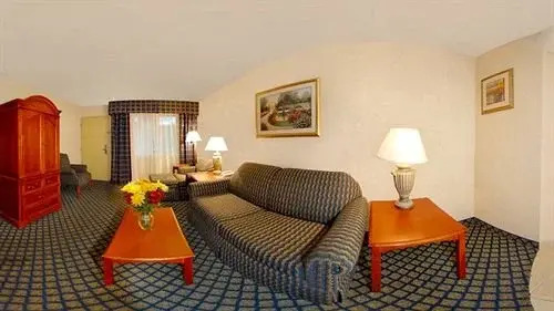 Clarion Inn & Conference Center