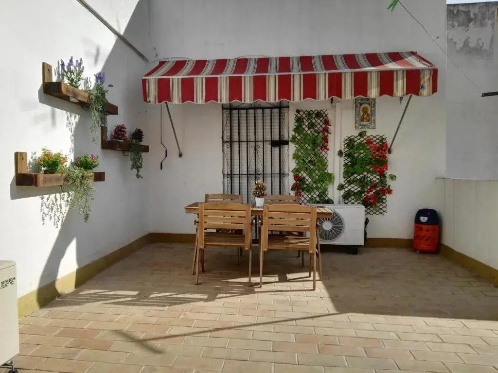 Idilico ático en Triana-3BD+1BTH