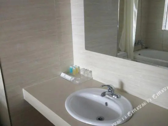 Longyuan Hotspring Holiday Hotel