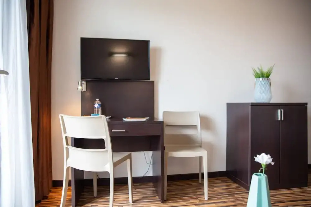 Zenitude Residences Toulouse : Le Domaine De Lardenne 3