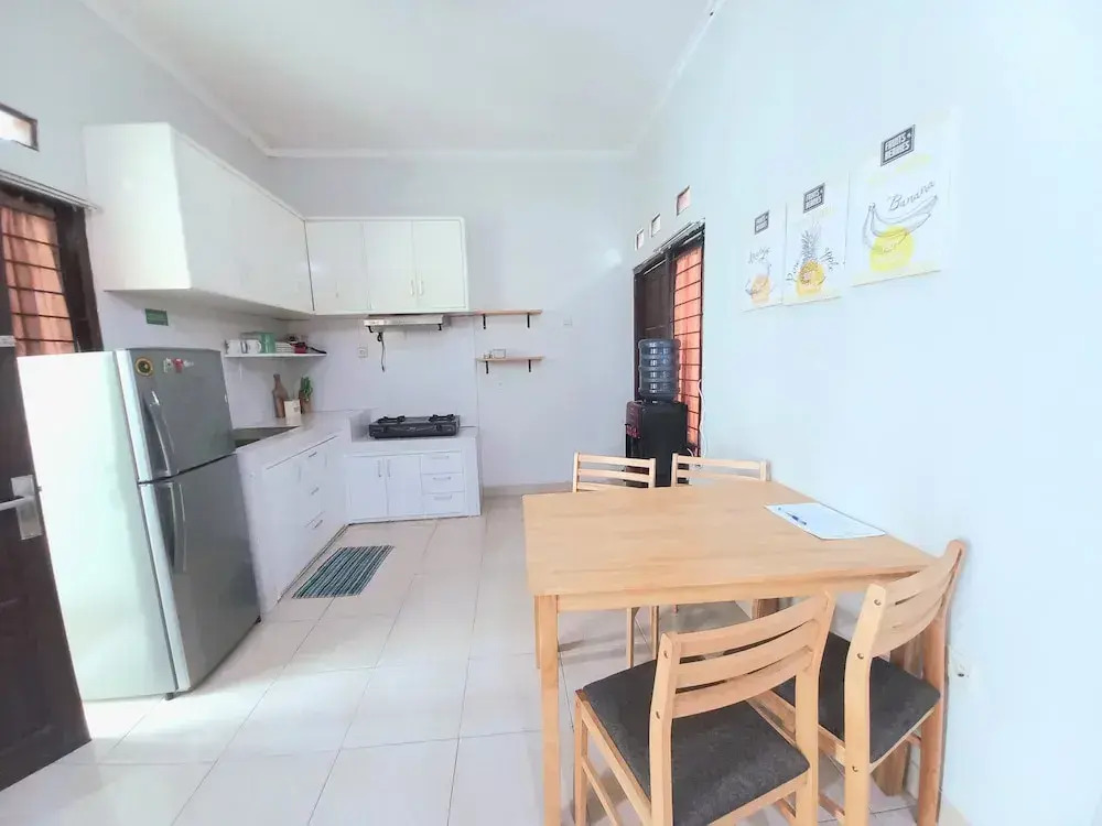 Homestay Syariah Jakal By Simply Homy