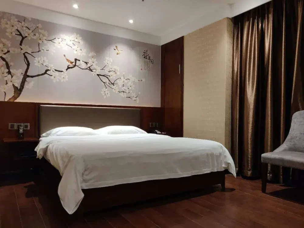 Park Lane Hotel
