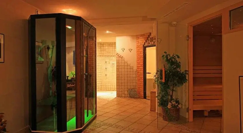 Hotel Garni - Restaurant Kaminstube