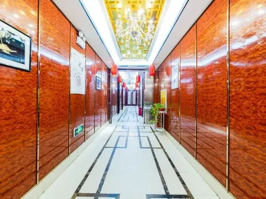 Longshun Hotel