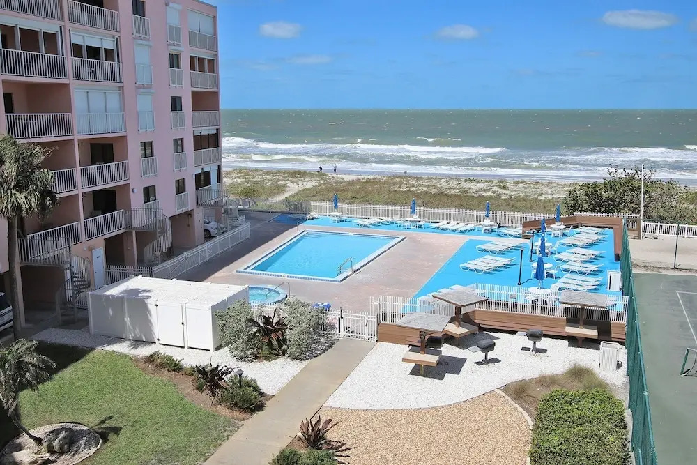 Reef Club 103