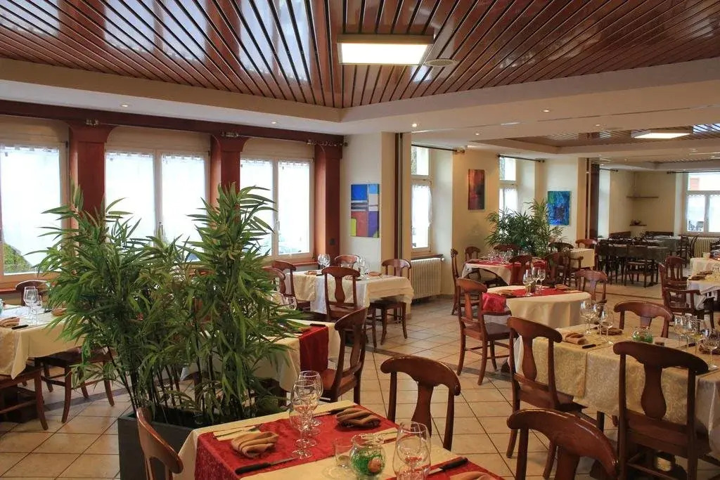 Romantik Hotel de LOurs