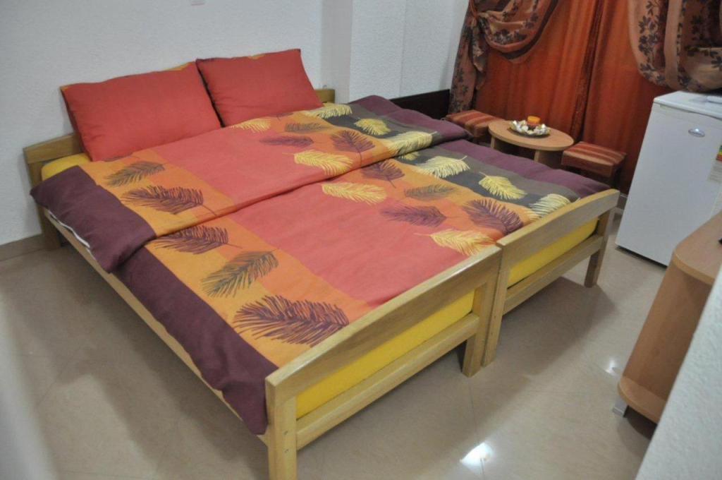 Nasteski Guest Rooms