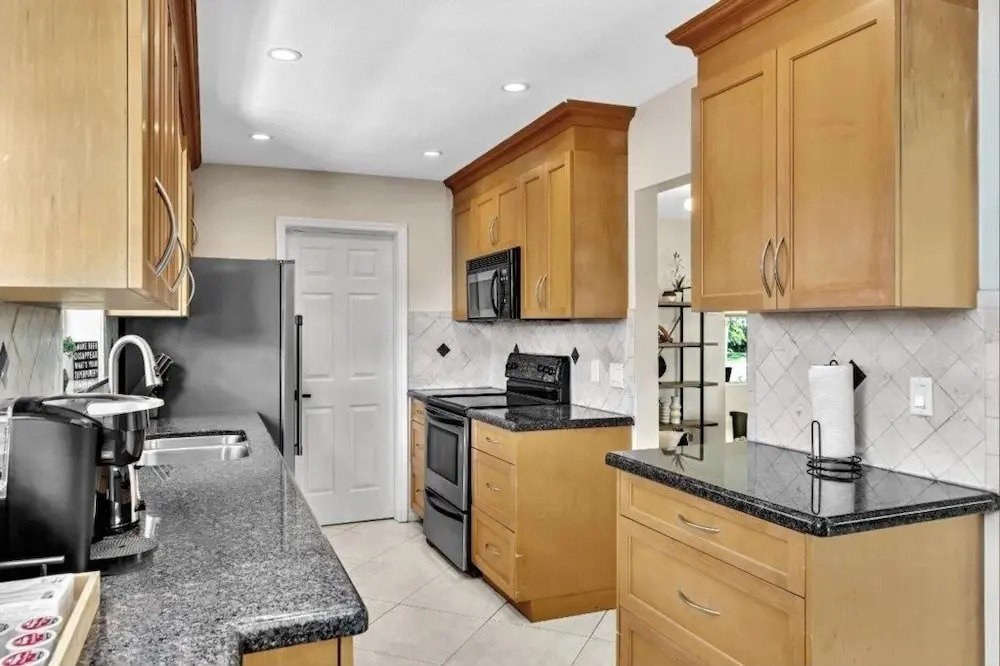 Casa Maya 3br Home With Pool In Hollywood Hills 3 Bedroom Home by RedAwning