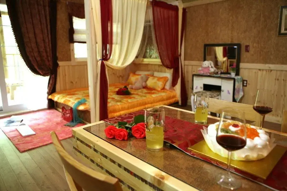 Story Vally Pension