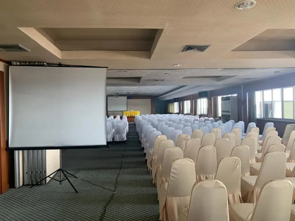 โรงแรมโกลเด้นแกรนด์ พิษณุโลก