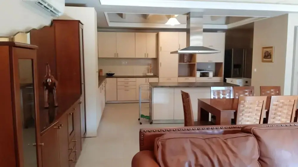 House With 4 Bedrooms in Marathon, With Enclosed Garden and Wifi - 5 km From the Beach