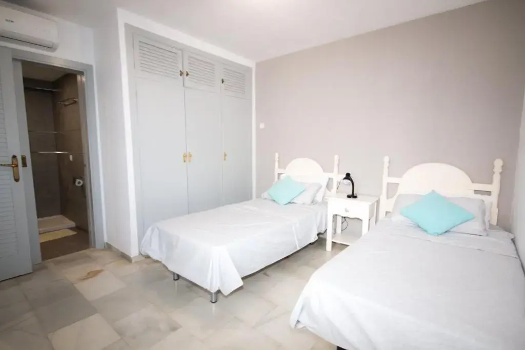 Duquesa Beach House