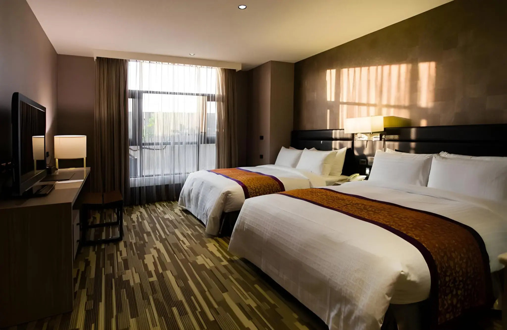 Chiayi Oriental Pearl International Hotel