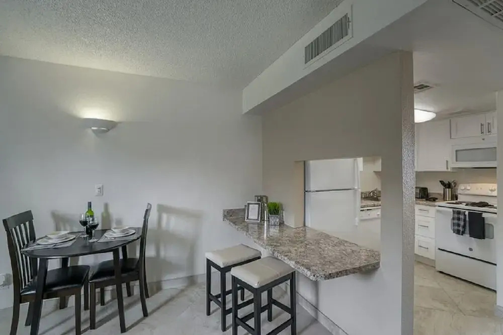 132 Fully Furnished, amenities galore! by RedAwning