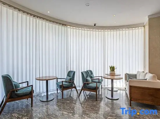 Ximu Hotel Kunming MixC (Dongjiao Road Metro Station)