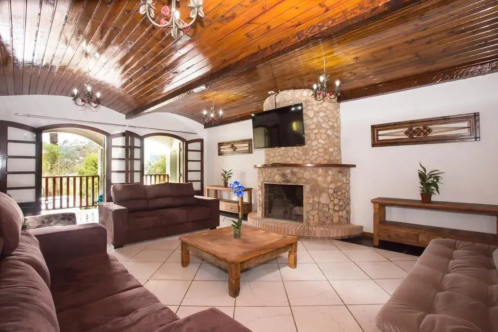 Pousada Vila Floratta by Concavus
