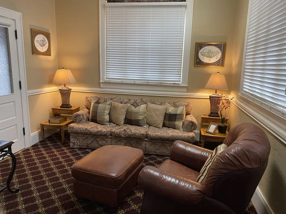 The Firehouse Inn