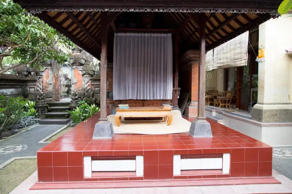CIKS Guest House