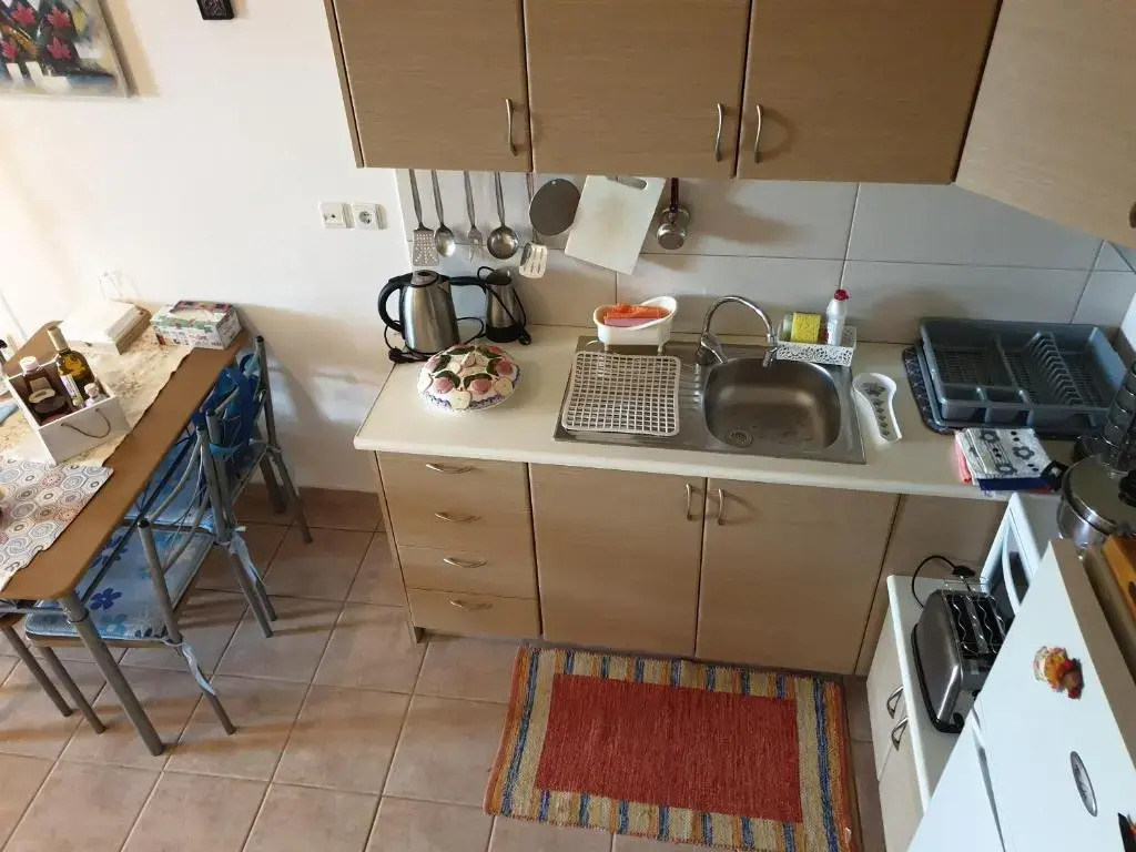 Chara’s family residence with garden for 4 persons KASTROSIKIA - PREVEZA