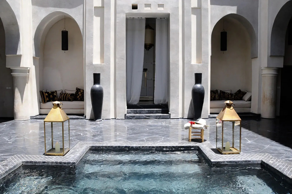 Riad K